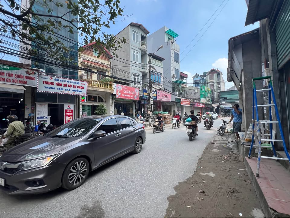 Nhà mặt phố Hải Bối 86m² giá 19 tỷ - Kinh doanh đỉnh cao!