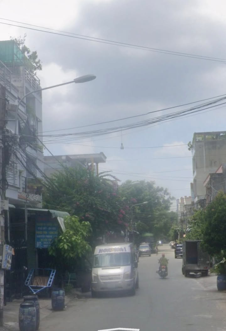 Nhà riêng Dĩ An 64m² giá 4.999 tỷ - Sổ hồng riêng, vào ở ngay!