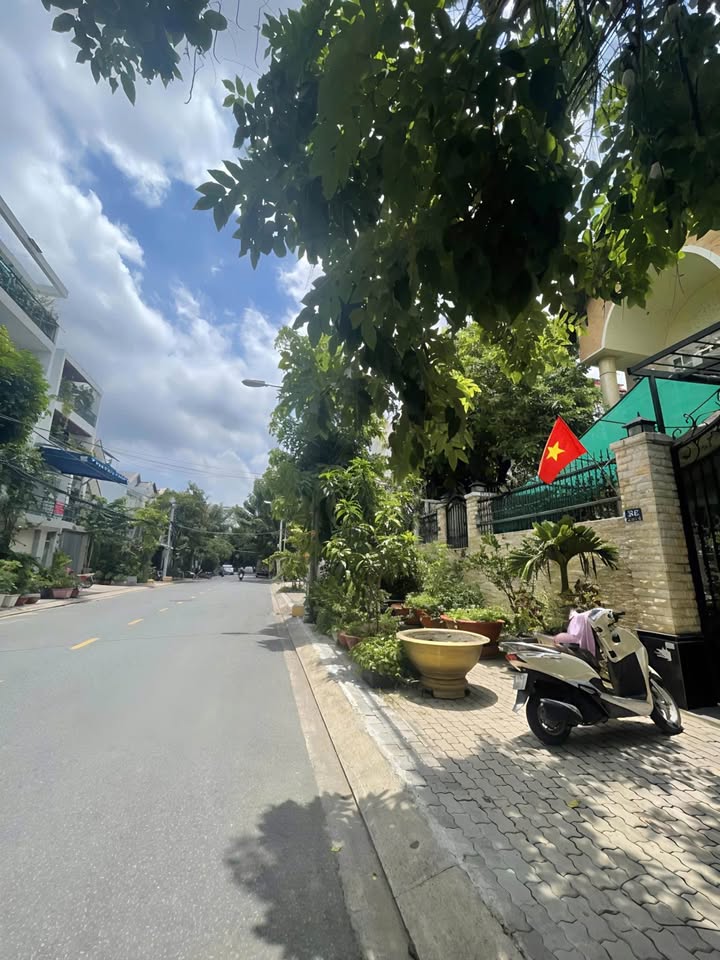 Biệt thự 360m² đường 75 Tân Phong, Quận 7 - Cơ hội đầu tư hiếm có chỉ 69 tỷ!