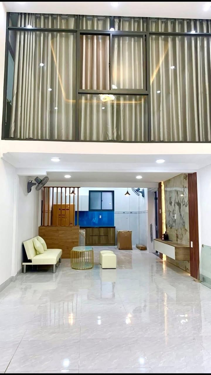 Bán nhà mặt tiền Đống Đa, Quy Nhơn 85.8m² giá 6.5 tỷ - Vị trí đắc địa cho kinh doanh!