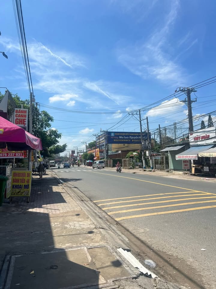 Đất thổ cư Chợ Việt Sin 106m² giá 5 tỷ - Cơ hội đầu tư tuyệt vời!