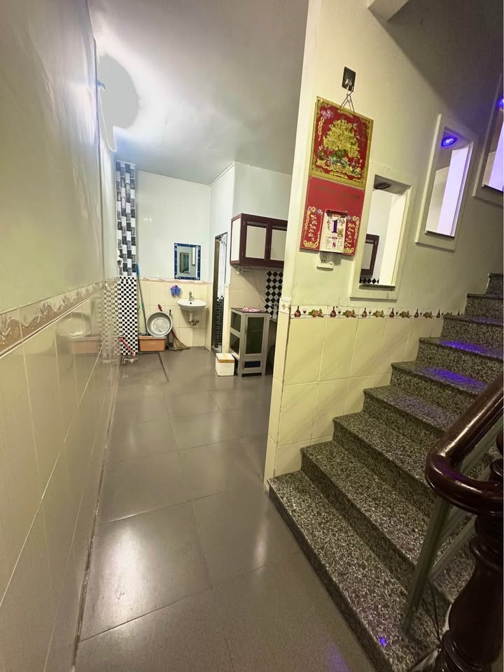 Nhà bán đường Hoàng Văn Thụ, Quy Nhơn 46m² giá 3 tỷ - Ô tô đậu tận nơi!