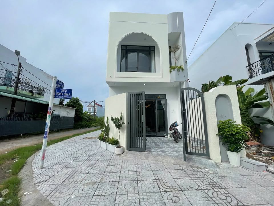 Nhà phố đẹp mặt tiền Đinh Lễ, An Hòa, Rạch Giá 80m² giá 3.45 tỷ - Sẵn sàng vào ở!