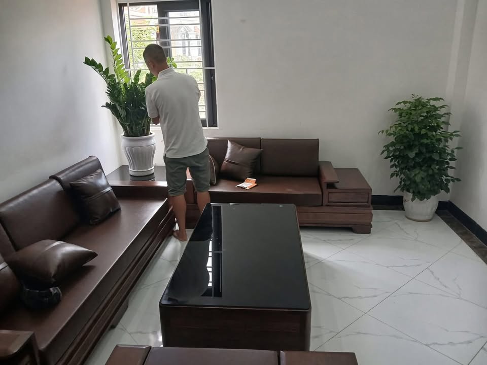 Nhà 5 tầng tại xã Tả Thanh Oai, 38m² giá 5 tỷ - Gần trường học và chợ