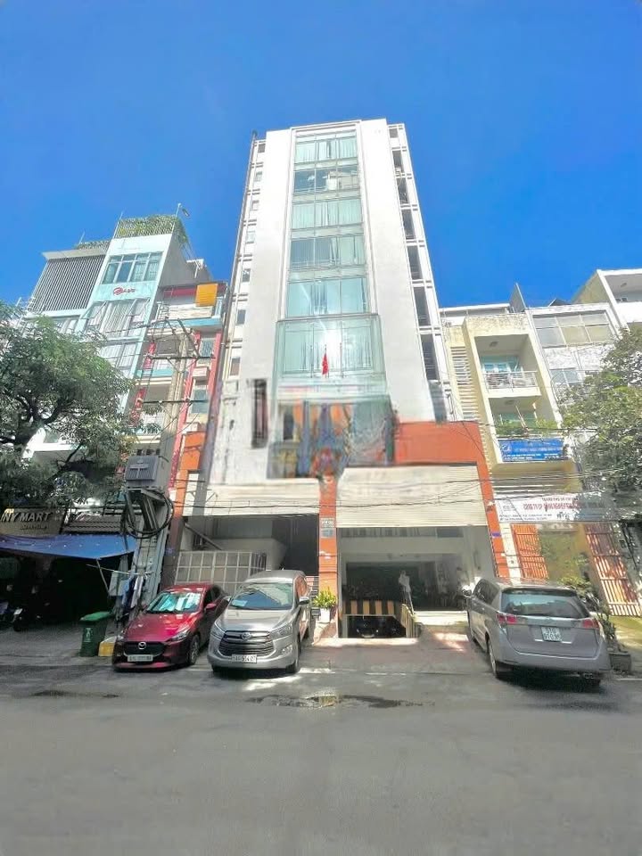 Front House cho thuê tại Bình Thạnh 1300m² giá 400 triệu/tháng - Mặt tiền 10m, vị trí đắc địa!