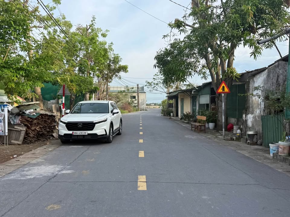 Đất nền Thạch Khê 100m² giá 1 tỷ - Mặt tiền kinh doanh sầm uất!