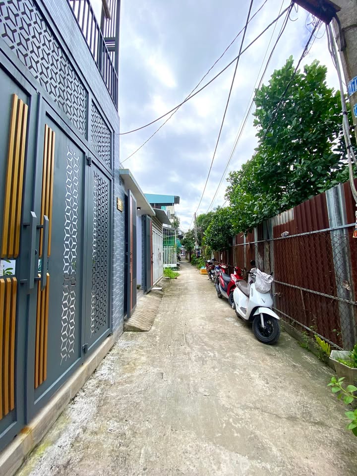 Nhà phố 1 trệt 1 lầu tại P6, TP. Mỹ Tho 150m² giá 3.95 tỷ - Vị trí đẹp, thuận tiện!