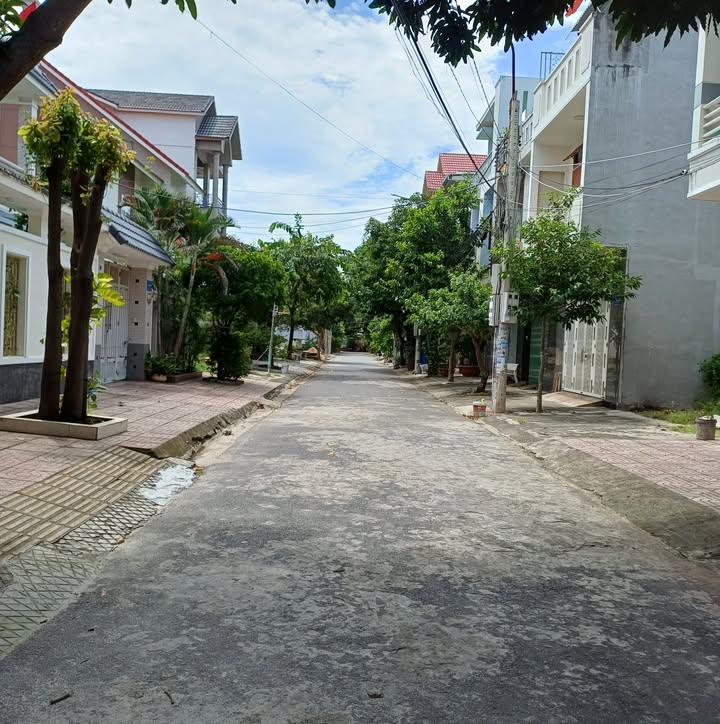 Đất thổ cư 808 đường 30/4 Vũng Tàu 76m² giá 3.3 tỷ - Bớt lộc cho khách thiện chí!