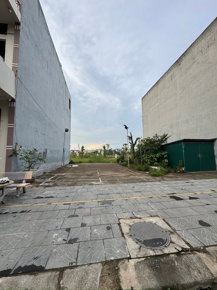 Lô đất nền DCS3 Bắc Giang 72m² giá 4 tỷ - Vị trí trung tâm thuận lợi!