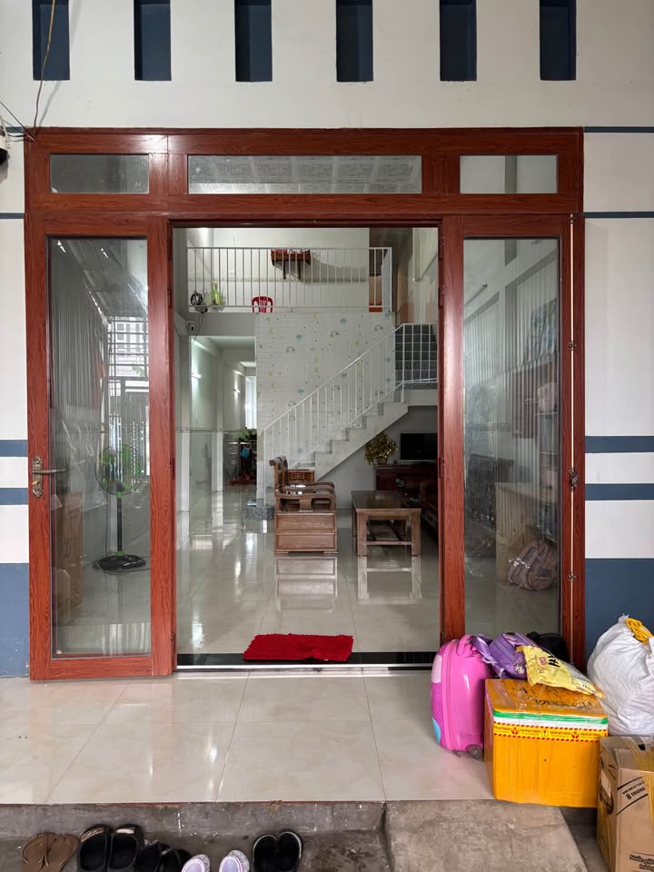 Nhà bán tại Phường 8, Cà Mau 90m² giá 1 tỷ - Kinh doanh thuận lợi!