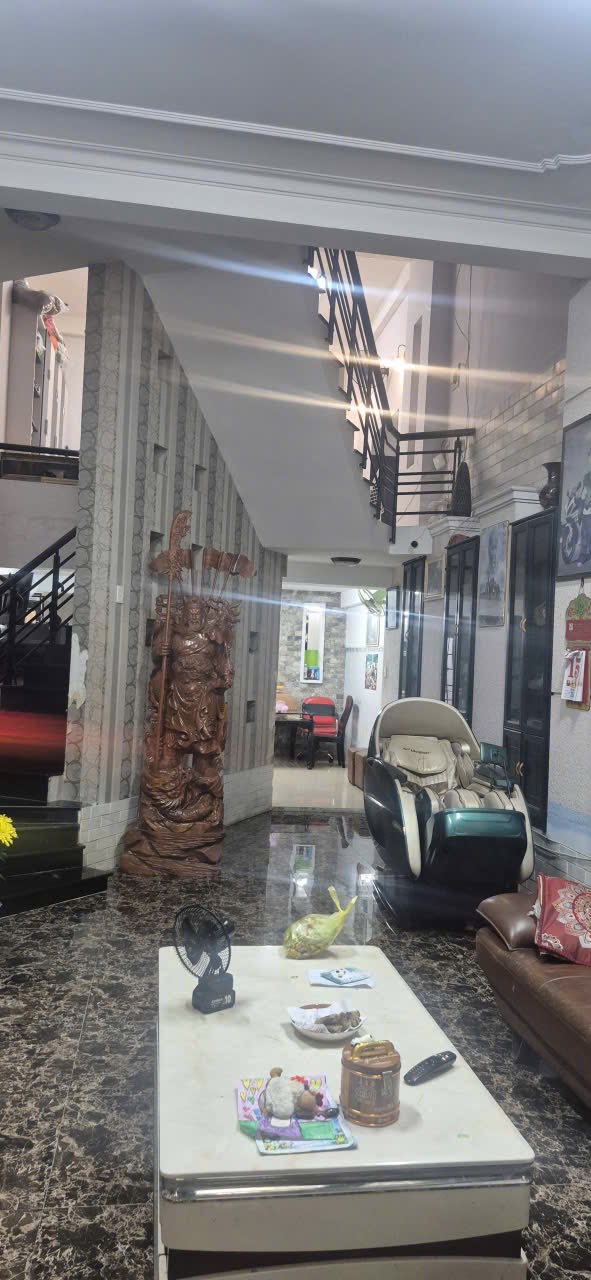 Nhà 3 tầng mặt tiền đường Thành Thái, Cẩm Lệ, 118m² - Thiết kế hiện đại, sẵn sàng vào ở!