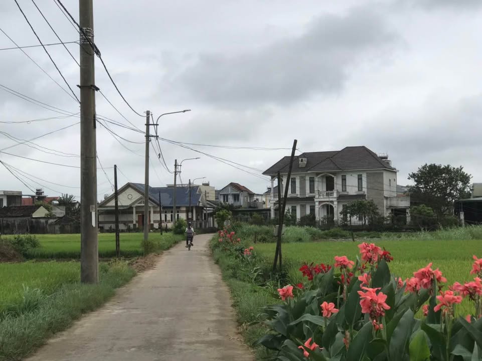 Đất vườn 270m² hướng Đông tại phường Trương Quang Trọng, giá 1.83 tỷ - Sát khu biệt thự!