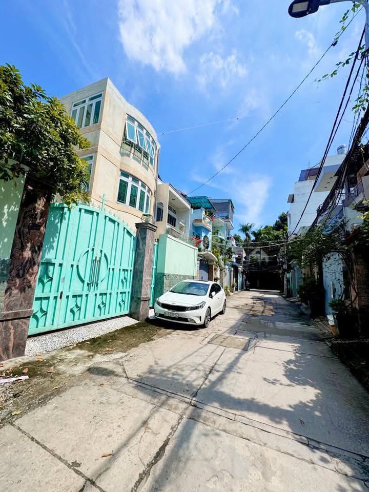 Nhà phố phường 15 quận 10 65m² giá 13 tỷ - Vị trí đắc địa gần công viên Lê Thị Riêng!