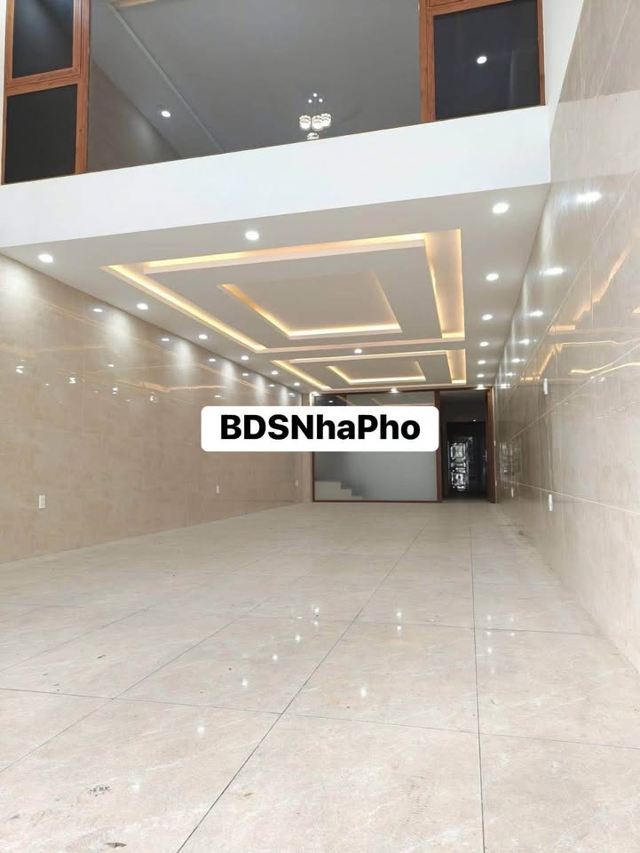 Nhà mặt tiền Nguyễn Hữu Thọ, Hải Châu, 125m² - Giá thuê chỉ 45 triệu/tháng!