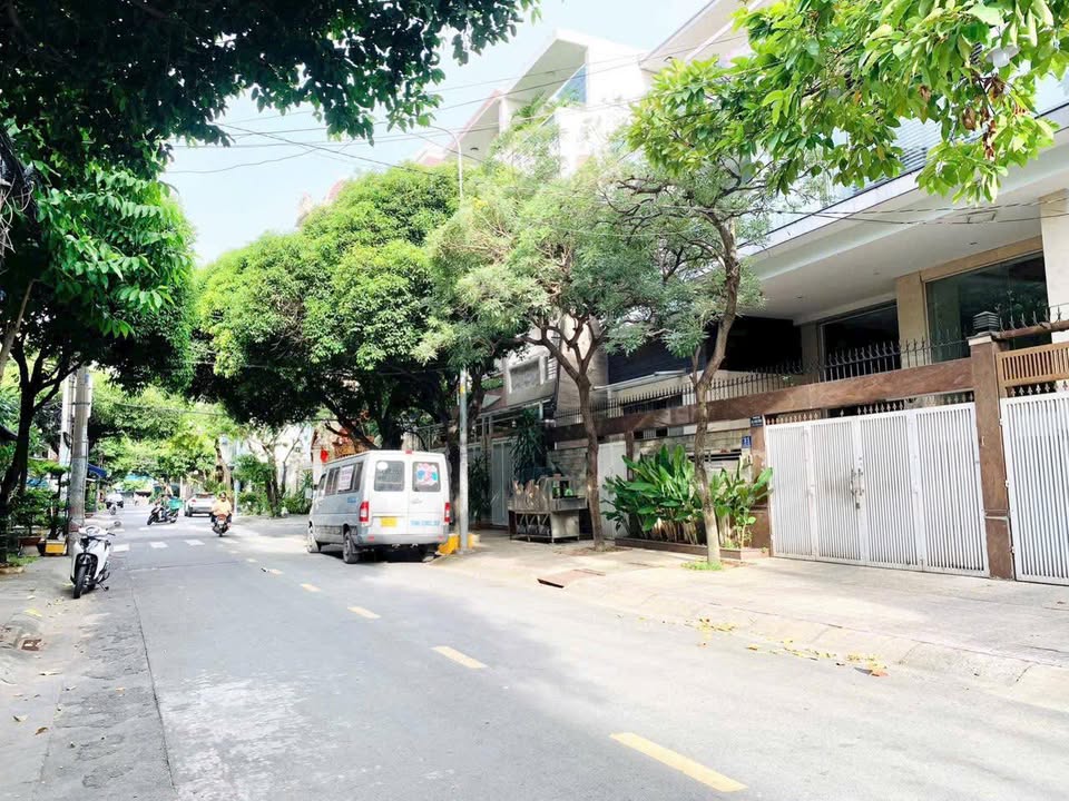 Đất nền mặt tiền Hồ Ngọc Cẩn, Quận Tân Phú 200m² giá 29.5 tỷ - Pháp lý rõ ràng, vị trí đắc địa!