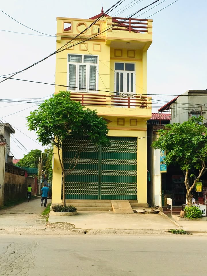 Nhà 2 tầng Nho Quan 100m² - Đầy đủ tiện nghi, mặt tiền 5m