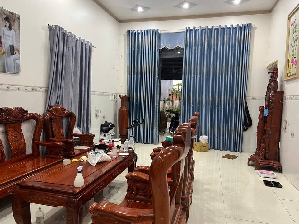 Nhà mái thái Tân Xuân 460m² giá 2 tỷ - Tặng nội thất cao cấp!