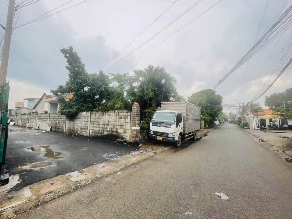 Đất nền Dĩ An 173m² giá 5 tỷ - Sổ hồng chính chủ, xây dựng tự do!