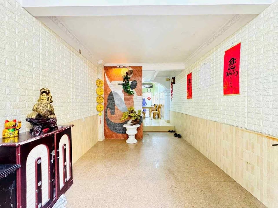 Nhà bán chính chủ ngõ 263 Lạch Tray 48.5m² giá 2 tỷ - Ô tô đỗ cửa thoáng mát!