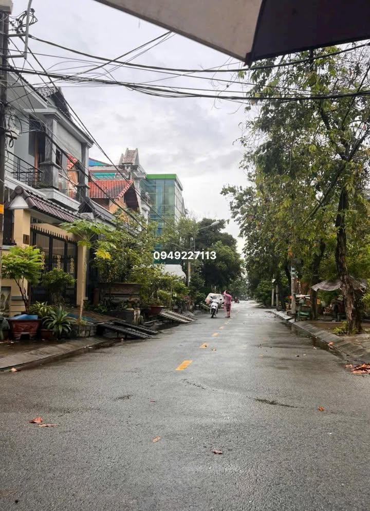 Nhà phố Hẻm 7A Thành Thái, Q.10 40m² giá 11 tỷ - Thiết kế 4 tầng sang trọng với thang máy!