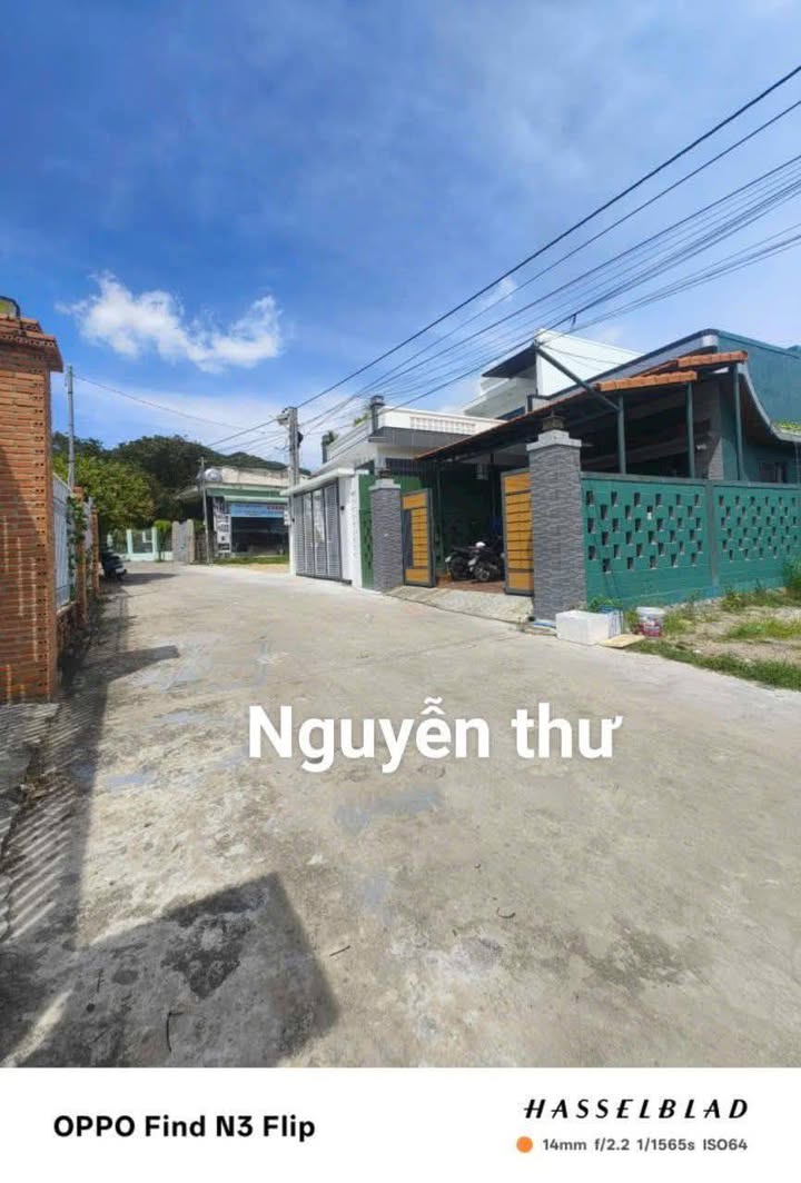 Đất thổ cư Long Hải 174m² giá 1.5 tỷ - Đường bê tông rộng rãi!