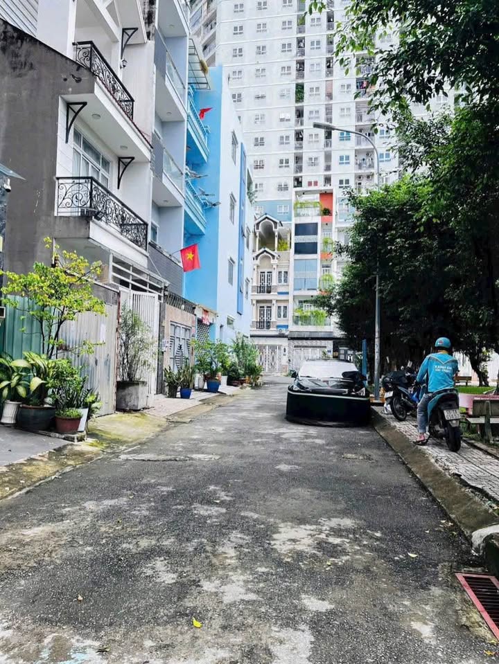 Đất nền Tô Hiệu, Tân Phú 70m² giá 8.9 tỷ - Khu vực lý tưởng cho đầu tư!