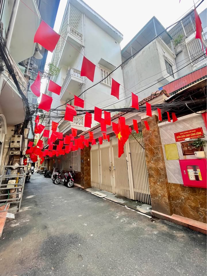 Nhà Hoàng Đạo Thành, Thanh Xuân 88m² giá 25 tỷ - Lô góc ô tô tránh, sổ đỏ chính chủ!