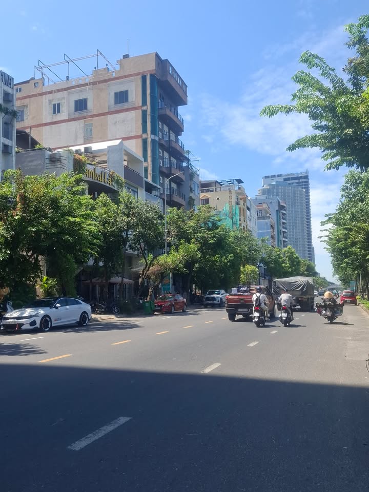 Đất nền Trần Hưng Đạo Đà Nẵng 202m² giá 11 tỷ - Vị trí đắc địa gần công viên