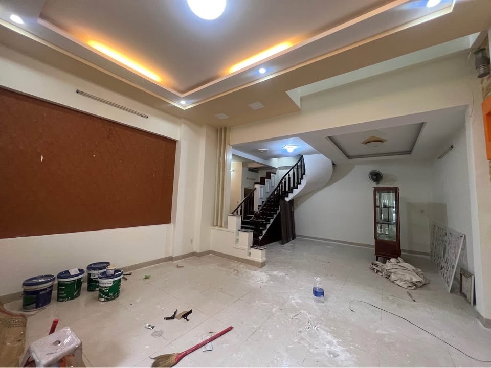 Nhà 3 mê đường Hải Thượng Lãn Ông 70m² giá 6 tỷ - Gần quảng trường 10/3!