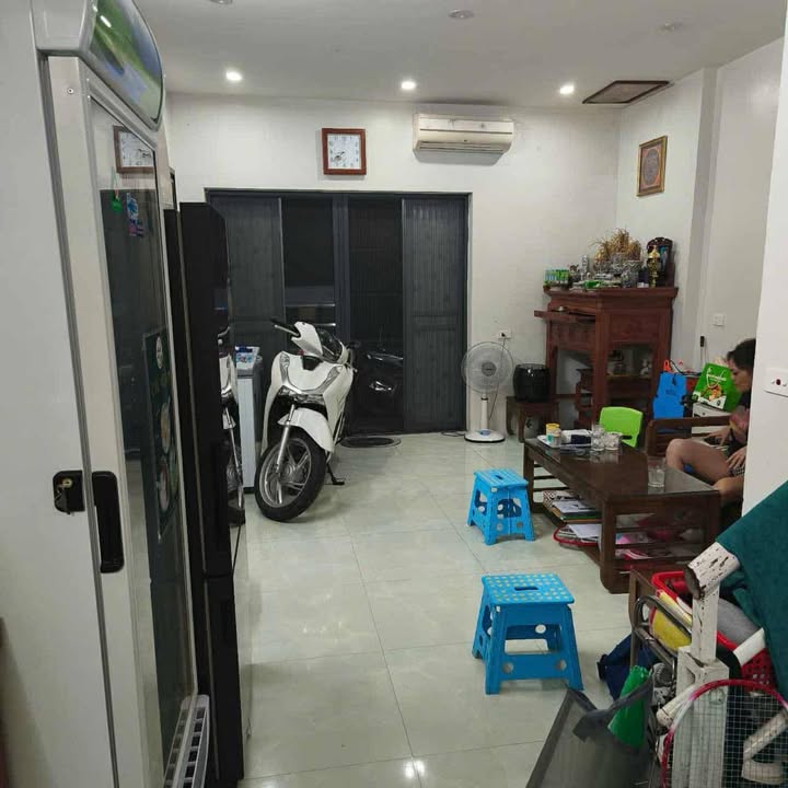 Nhà phố Nghĩa Dũng, Ba Đình 35m² giá 3.8 tỷ - Sổ đỏ chính chủ, giao dịch ngay!
