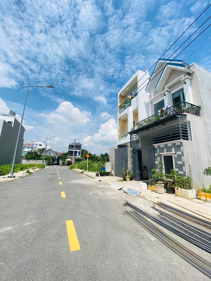 Đất nền Lái Thiêu 67m² giá 3.1 tỷ - Sổ đỏ chính chủ, hỗ trợ vay ngân hàng!