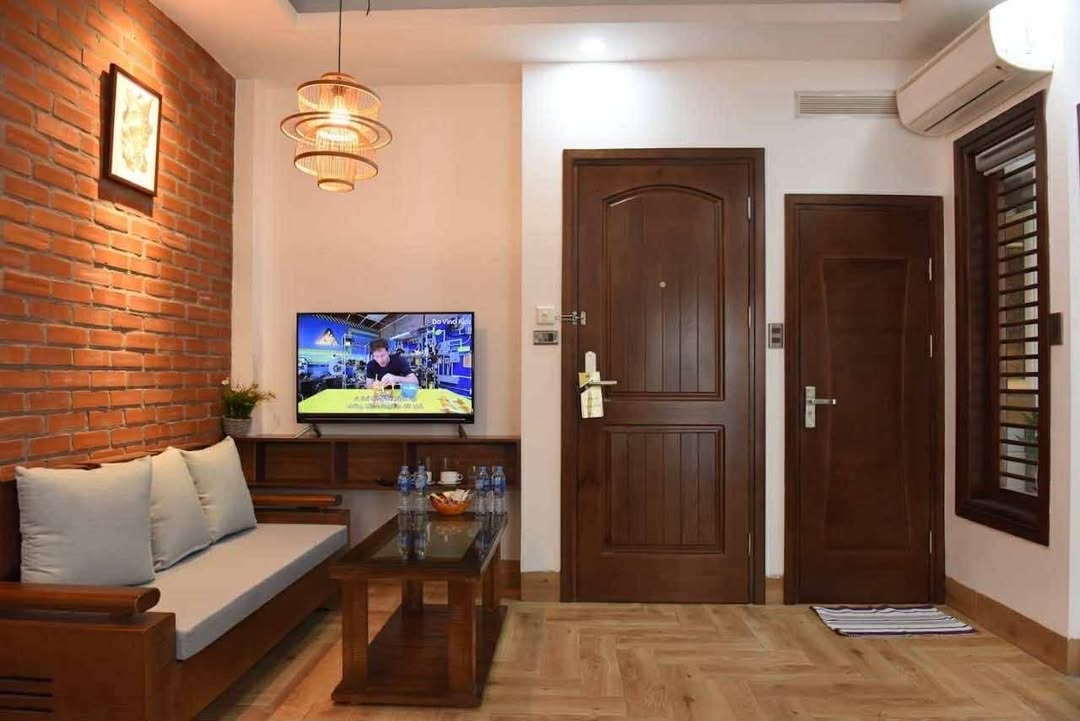 Nhà cho thuê 173 Hoàng Hoa Thám, 30m² giá 7.5 triệu - Không gian sống riêng tư, thoáng mát!