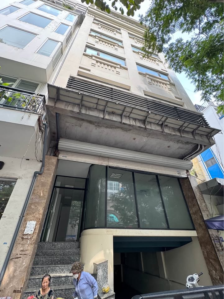 Cho thuê mặt bằng mặt phố Lý Thường Kiệt 90m² giá 120 triệu - Chính chủ, vị trí đắc địa!