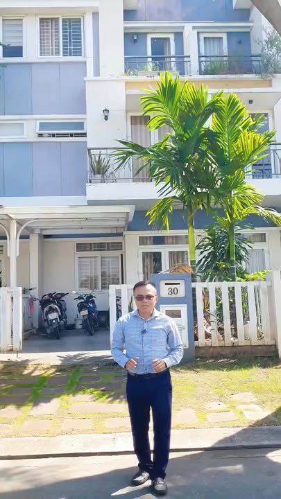 Nhà phố Rosita Khang Điền Thủ Đức 115m² giá 8.8 tỷ - View hồ cảnh quan tuyệt đẹp!