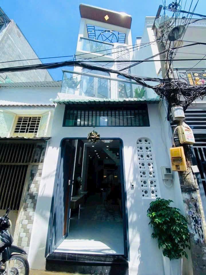 Nhà thuê Quận 6 33m² giá 11 triệu - Full nội thất gần chợ Phú Lâm!