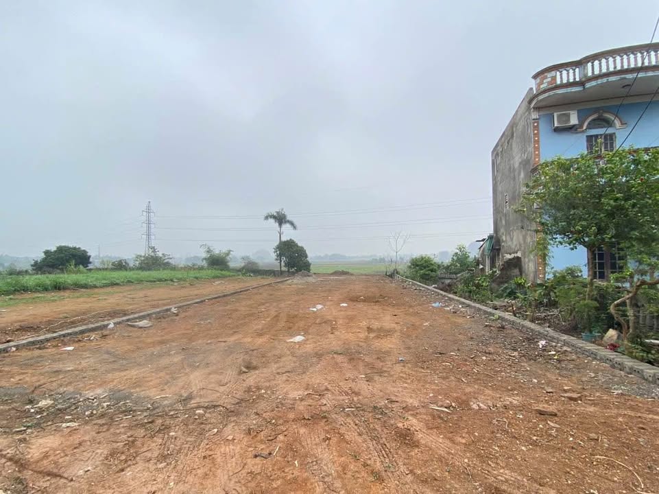 Đất nền tại Thôn Giếng Êm, Lương Sơn 500m² - Vị trí đắc địa gần KCN!