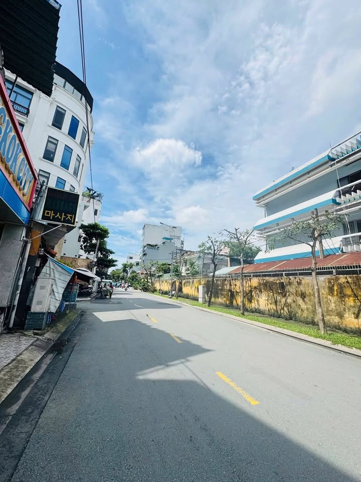 Đất nền mặt tiền Yên Thế, Tân Sơn Hòa, Tân Bình 140m² giá 21.6 tỷ - Cơ hội đầu tư sinh lời!