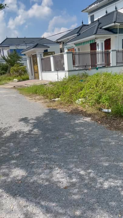 Đất nền Cửa Lò 200m² giá 3.65 tỷ - Hướng Đông cát lợi, mặt tiền 10m