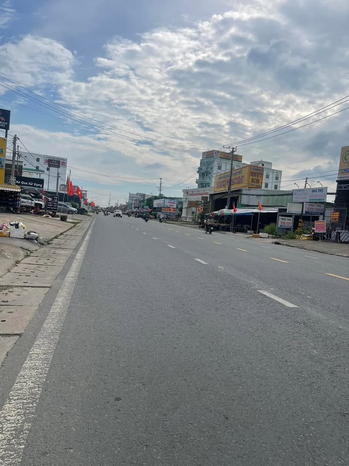 Warehouse 1330m² tại Quốc lộ 1A, Cà Mau - Giá 1.45 tỷ, vị trí đắc địa!