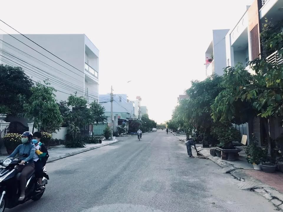 Đất nền Nhơn Bình - Mặt tiền Lâm Văn Trương 80m² giá 3 tỷ - Tiềm năng sinh lời cao!