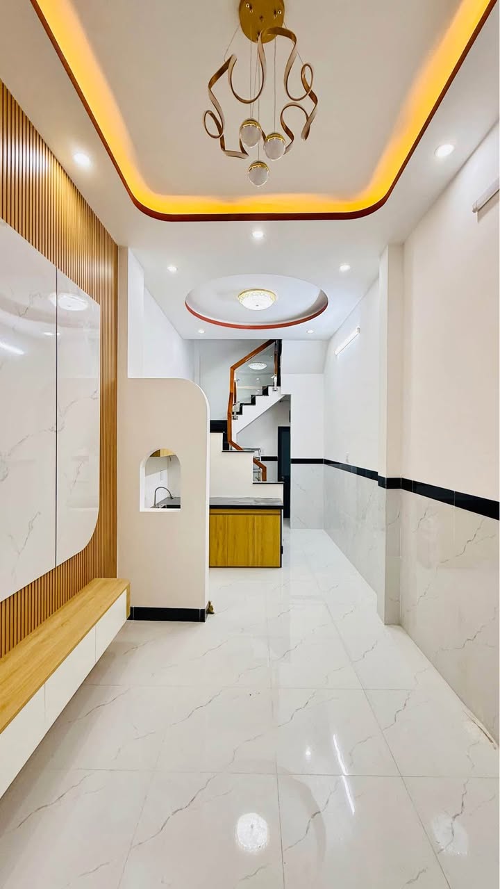 Nhà 3 tầng hẻm Ngô Mây - P. Nguyễn Văn Cừ, TP. Quy Nhơn 26m² giá 2.45 tỷ - Thiết kế hiện đại, đầy đủ tiện nghi!