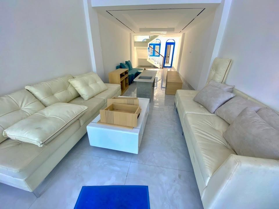 Nhà mặt tiền đường 2 Tháng 9, Hải Châu, Đà Nẵng - 67.2m² chỉ 8.5 tỷ, đẹp như mới!