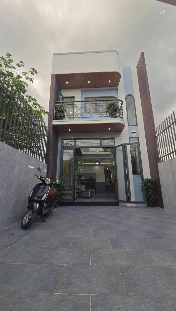 Nhà Phố Mặt Tiền Kinh Doanh Đắc Địa, Trảng Dài, 110m² giá 3.29 tỷ - Thiết kế hiện đại, nội thất cao cấp!