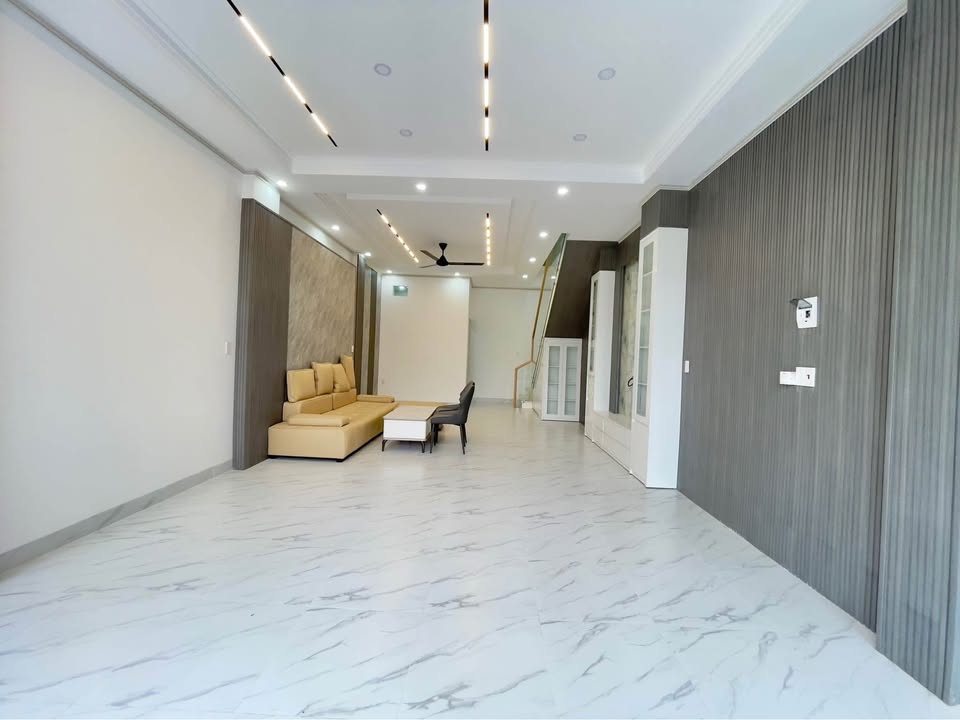 Nhà mặt tiền Nayder 60m² giá 4.5 tỷ - Đầu tư sinh lời tại trung tâm Tân Lập!