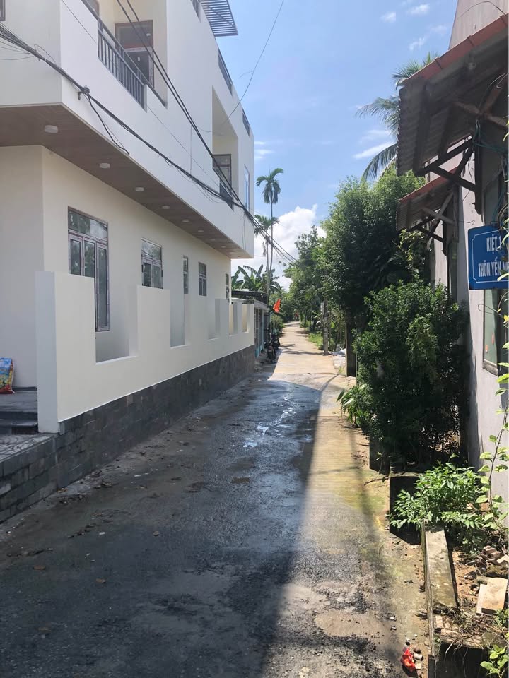 Dãy trọ Yến Nê 1 Hòa Tiến 170m² giá 2.3 tỷ - Lô góc 2 mặt tiền