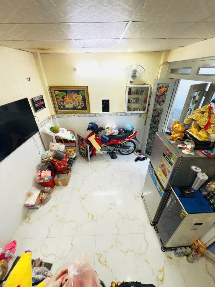 Nhà hẻm thông Hoài Thanh 25m² giá 1.68 tỷ - Sổ hồng chính chủ, thương lượng nhẹ!