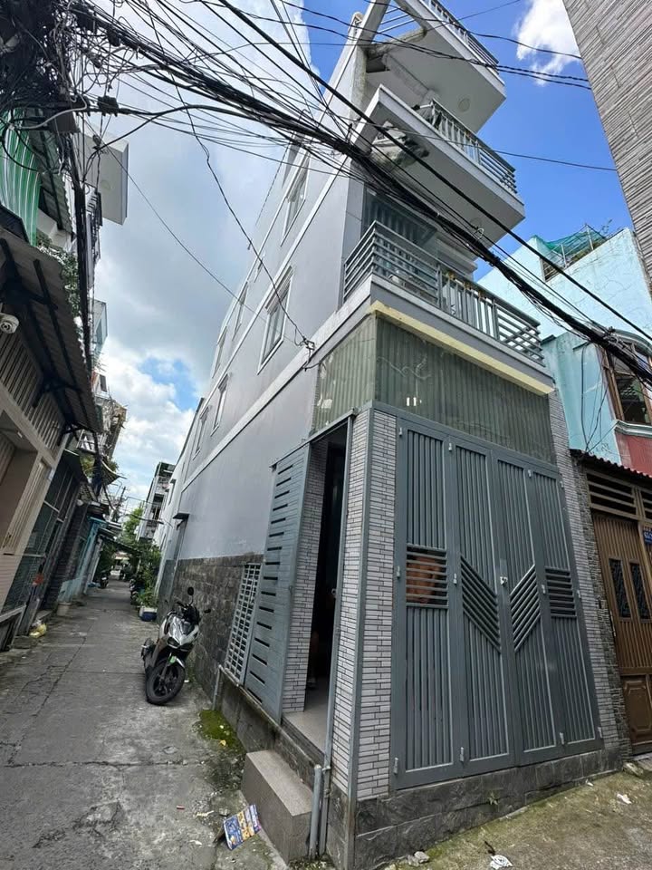 Nhà góc 2 mặt hẻm Tuy Lý Vương, Phường 12, Quận 8 - 39m² giá 5.75 tỷ - Thương lượng ngay!