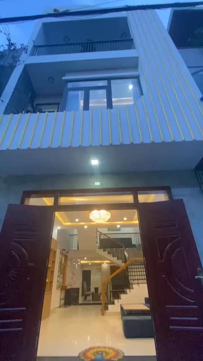 Nhà mặt tiền Hòa Minh 75m² giá 7 tỷ - Gần biển Nguyễn Tất Thành, Full nội thất!