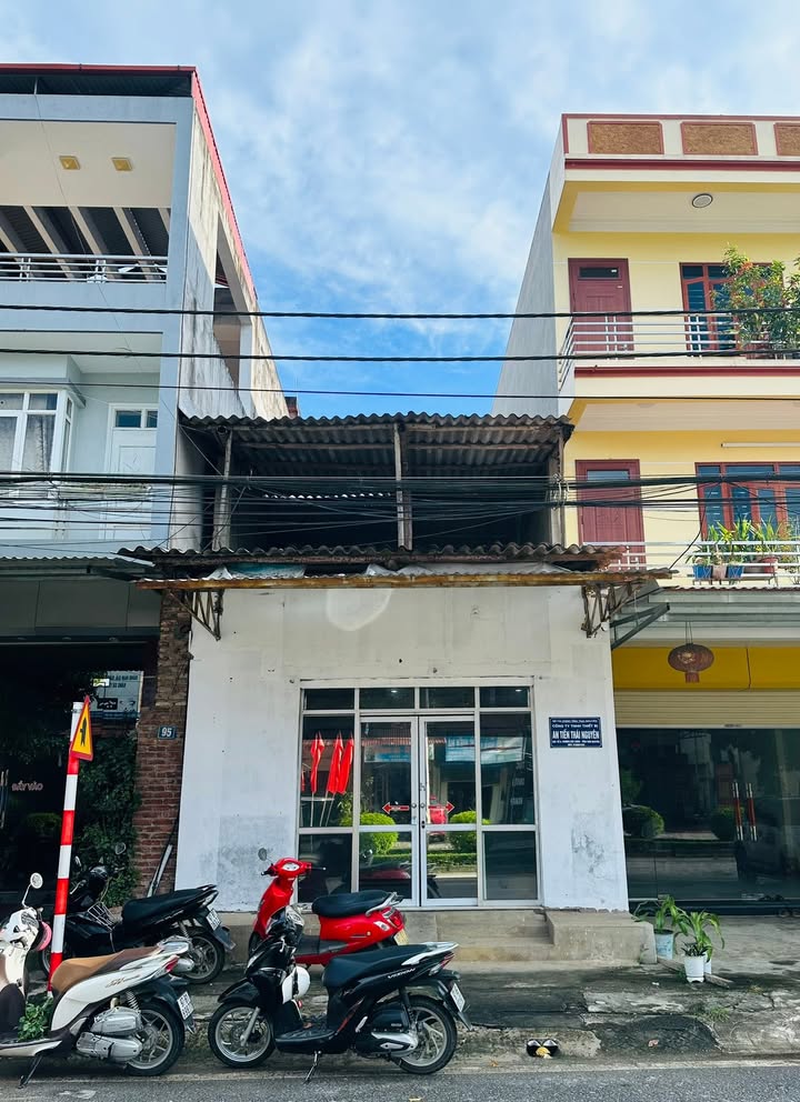 Nhà mặt đường trục chính khu phố cổ Bắc Kạn 87m² - Sổ đỏ chính chủ, giá thỏa thuận!