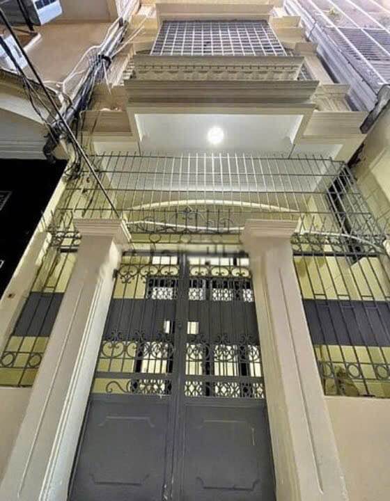 Nhà nguyên căn 4 tầng Đội Cấn, Ba Đình 50m² giá 15 triệu - Không gian yên tĩnh, thoáng mát!